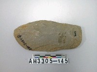 藏品(中型片狀打製石斧)的圖片